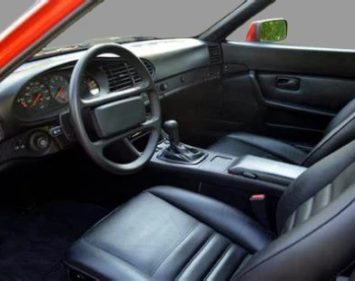 Exclusividade e Prestígio Automotivo - Porsche 944